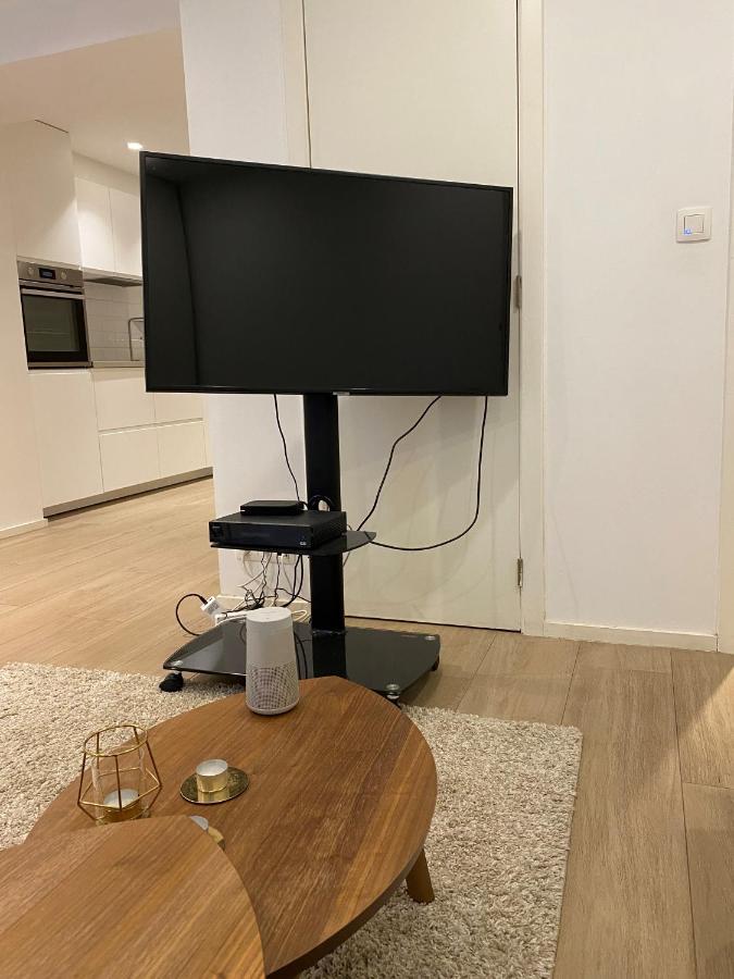 Amazing Flat In Front Of Bois De La Cambre Apartment Brussels Exterior photo