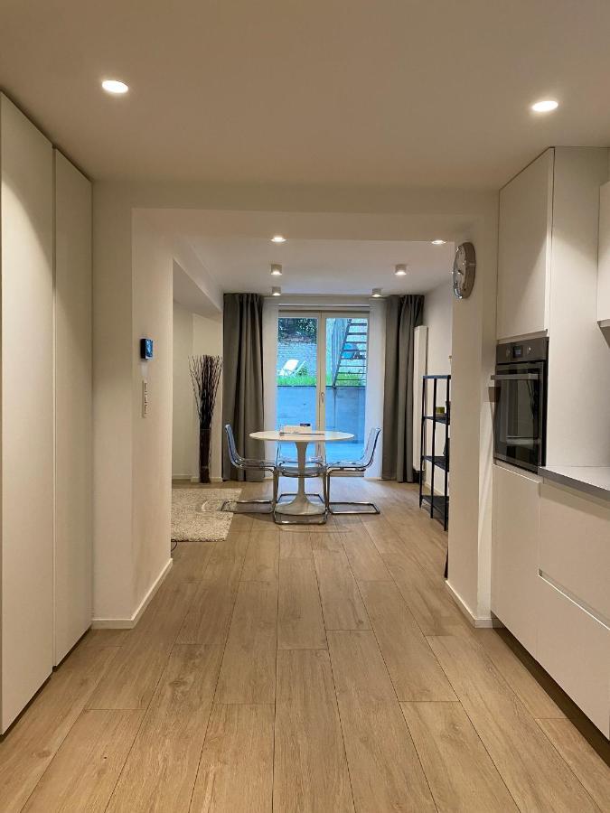 Amazing Flat In Front Of Bois De La Cambre Apartment Brussels Exterior photo