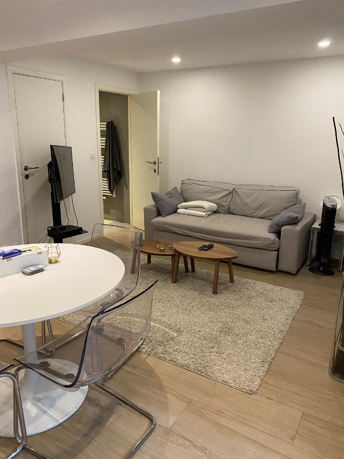 Amazing Flat In Front Of Bois De La Cambre Apartment Brussels Exterior photo