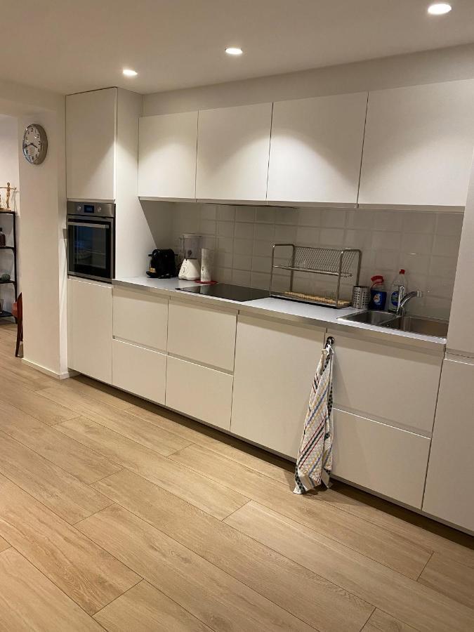 Amazing Flat In Front Of Bois De La Cambre Apartment Brussels Exterior photo